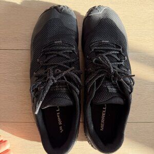 Men's Merrell Trail Glove 7 Size 11 in Black